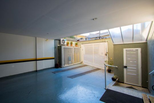 Garagem de apartamento à venda com 2 quartos, 100m² em Vila Gilda, Santo André