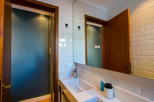 Banheiro do quarto 1 de apartamento à venda com 2 quartos, 100m² em Vila Gilda, Santo André
