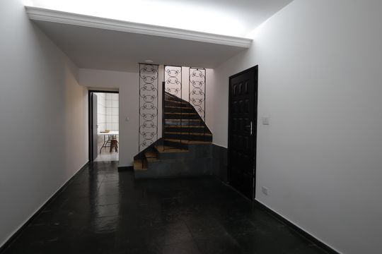 Sala de casa à venda com 3 quartos, 134m² em Jardim Monte Kemel, São Paulo