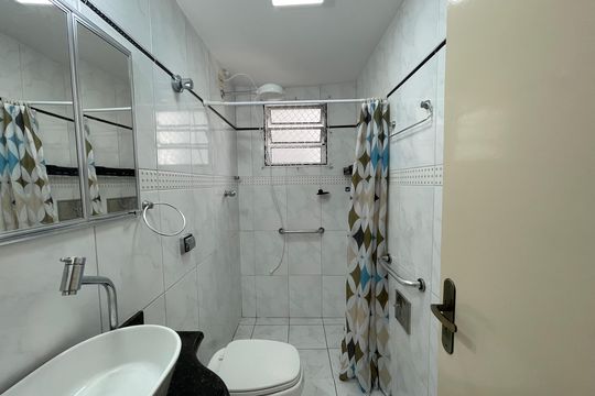 Banheiro de apartamento à venda com 3 quartos, 65m² em Butantã, São Paulo