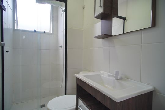 Banheiro Social de apartamento à venda com 2 quartos, 45m² em Santos Dumont, São Leopoldo