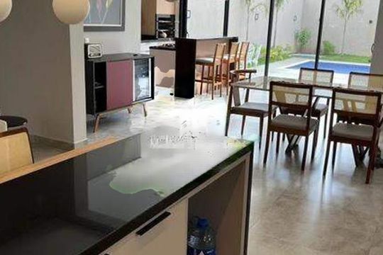 Casa à venda com 3 quartos, 290m² em Swiss Park, Campinas
