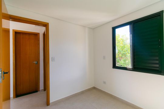 Quarto 1 de apartamento para alugar com 2 quartos, 35m² em Vila Alpina, São Paulo