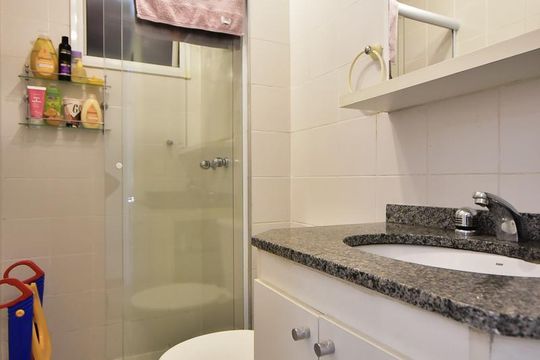 Banheiro de apartamento à venda com 3 quartos, 62m² em Vila Andrade, São Paulo