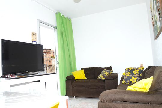 Sala de casa para alugar com 2 quartos, 40m² em Providência, Belo Horizonte