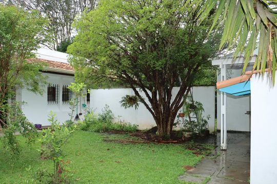 Área comum de casa de condomínio para alugar com 5 quartos, 750m² em Chácara Eliana, Cotia