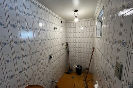 Banheiro da Garagem de casa à venda com 3 quartos, 225m² em Vila Ester (zona Norte), São Paulo