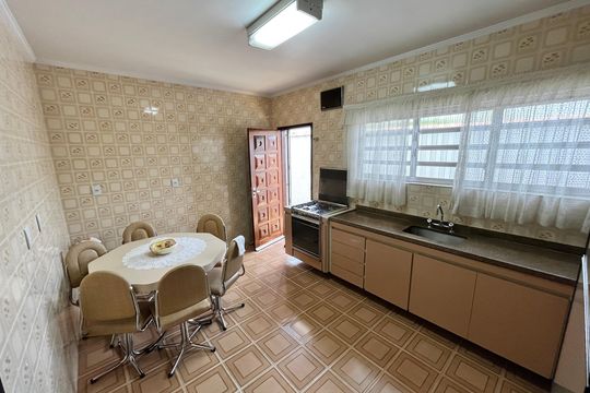 Cozinha de casa à venda com 3 quartos, 225m² em Vila Ester (zona Norte), São Paulo