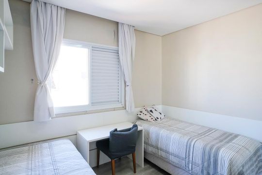 Suíte 2 de apartamento para alugar com 3 quartos, 180m² em Vila Mussoline, São Bernardo do Campo