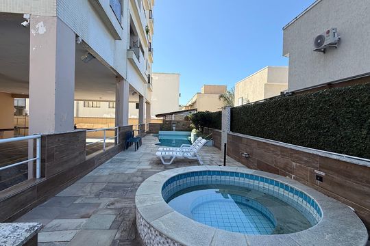 Área comum - Piscina de apartamento para alugar com 4 quartos, 350m² em Loteamento Joao Batista Juliao, Guarujá