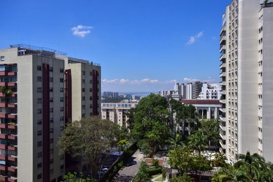 Vista da Suíte 2 de apartamento à venda com 4 quartos, 330m² em Portal do Morumbi, São Paulo