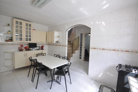 Cozinha de casa à venda com 5 quartos, 250m² em Vila Mazzei, São Paulo