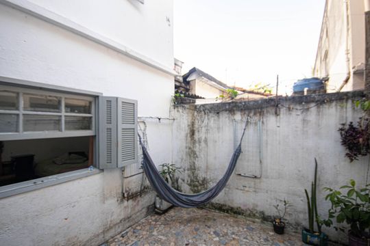Quintal de casa à venda com 2 quartos, 200m² em Vila Paulistana, São Paulo