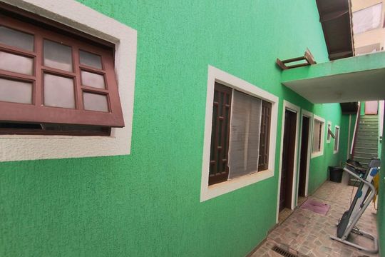 Corredor de casa à venda com 2 quartos, 95m² em Parque Continental, Guarulhos