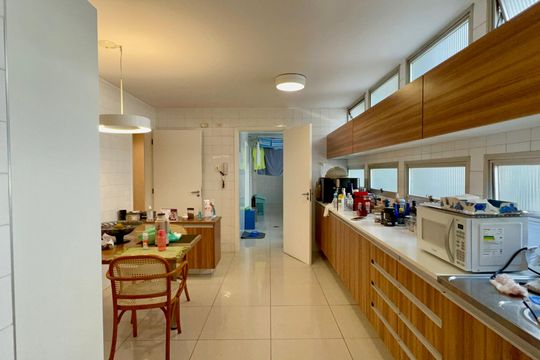 Cozinha de apartamento à venda com 3 quartos, 226m² em Jardim Paulista, São Paulo