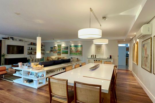 Sala de Jantar de apartamento à venda com 3 quartos, 226m² em Jardim Paulista, São Paulo