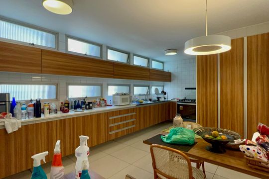 Cozinha de apartamento à venda com 3 quartos, 226m² em Jardim Paulista, São Paulo