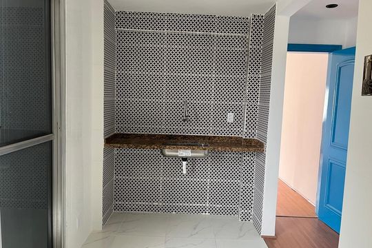 Cozinha de apartamento à venda com 2 quartos, 50m² em Tijuca, Rio de Janeiro