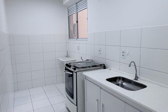 Cozinha de apartamento para alugar com 2 quartos, 42m² em Jardim Florence, Campinas