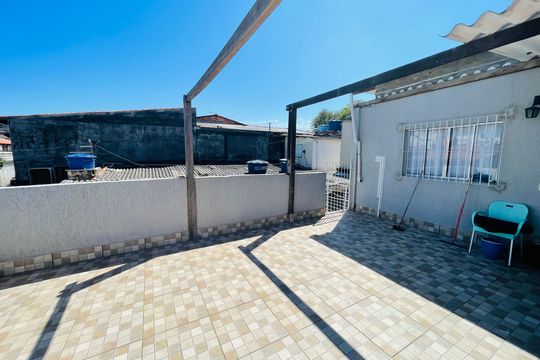 Terraço de casa à venda com 3 quartos, 180m² em Vila Florida, Guarulhos