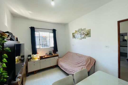 Sala 1 de casa à venda com 3 quartos, 180m² em Vila Florida, Guarulhos