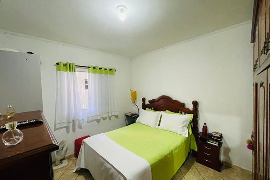 Quarto 3 de casa à venda com 3 quartos, 180m² em Vila Florida, Guarulhos