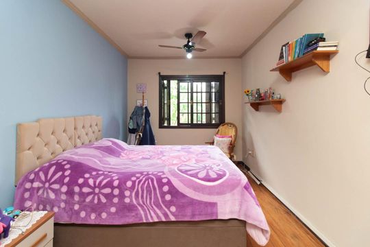 Quarto 2 de casa à venda com 4 quartos, 255m² em Aberta dos Morros, Porto Alegre
