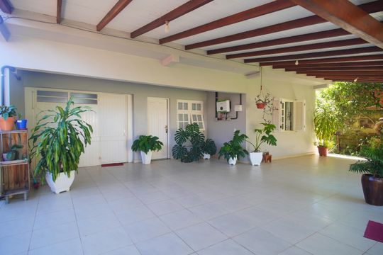 Varanda de casa à venda com 2 quartos, 150m² em Canudos, Novo Hamburgo