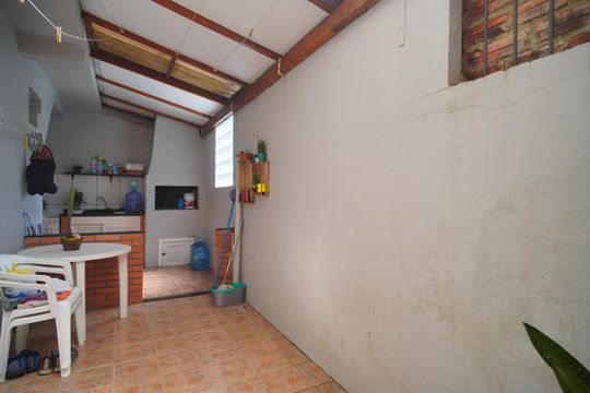 Espaço Gourmet de casa à venda com 2 quartos, 150m² em Canudos, Novo Hamburgo