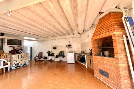 Churrasqueira de casa à venda com 4 quartos, 196m² em Planalto Paulista, São Paulo