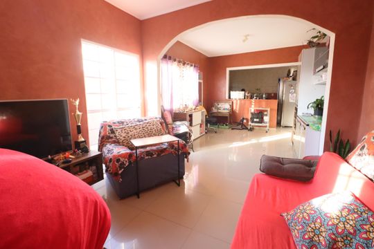Casa à venda com 3 quartos, 150m² em Umuarama, Osasco