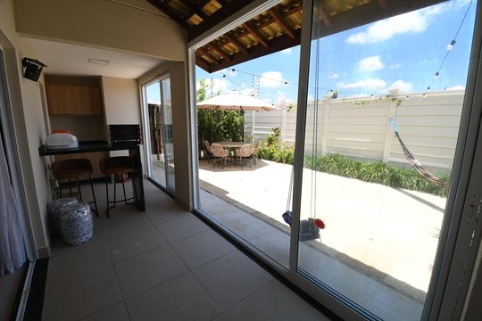 Varanda gourmet de casa de condomínio à venda com 3 quartos, 167m² em Parque Xangrilá, Campinas