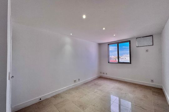 Suíte 2 de apartamento para alugar com 3 quartos, 182m² em Recreio dos Bandeirantes, Rio de Janeiro