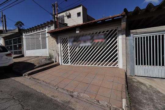 Fachada de casa à venda com 2 quartos, 119m² em Jardim Ipanema, Santo André