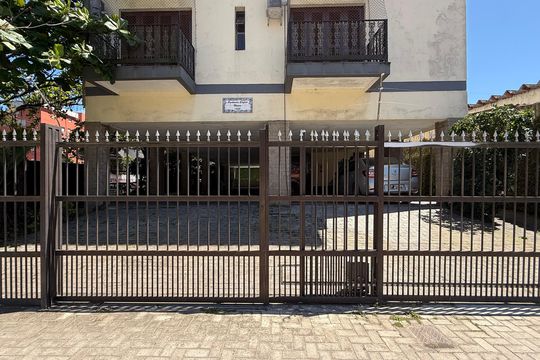 Fachada de apartamento para alugar com 4 quartos, 110m² em Balneario Cidade Atlantica, Guarujá