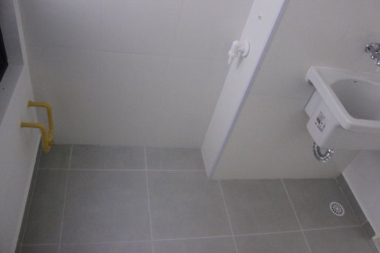 Área de serviço de apartamento à venda com 2 quartos, 77m² em Jardim Flor da Montanha, Guarulhos
