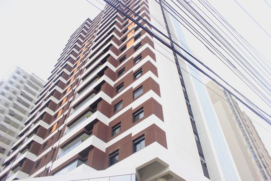 Fachada do imóvel de apartamento à venda com 2 quartos, 77m² em Jardim Flor da Montanha, Guarulhos