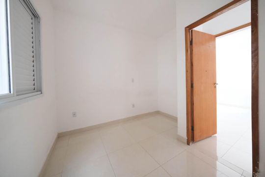 Quarto 2 de apartamento para alugar com 2 quartos, 38m² em Jardim Arize, São Paulo