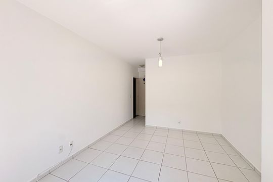 Sala de apartamento à venda com 3 quartos, 72m² em Jardim das Samambaias, Jundiaí