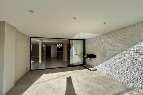 Área externa de casa de condomínio à venda com 3 quartos, 300m² em Jacarepaguá, Rio de Janeiro