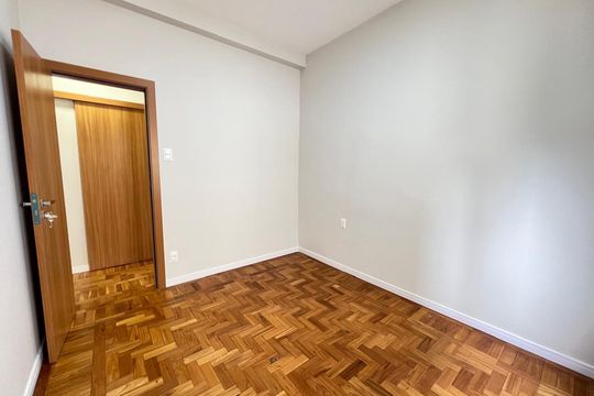 Apartamento à venda com 3 quartos, 80m² em Serra, Belo Horizonte