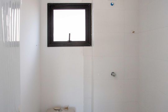 Banheiro de kitnet/studio à venda com 1 quarto, 22m² em Centro, Diadema