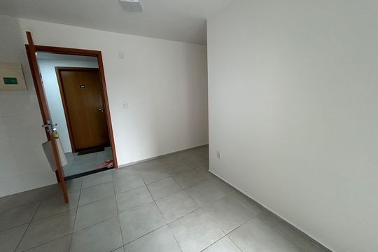 Sala de apartamento à venda com 2 quartos, 48m² em Del Castilho, Rio de Janeiro