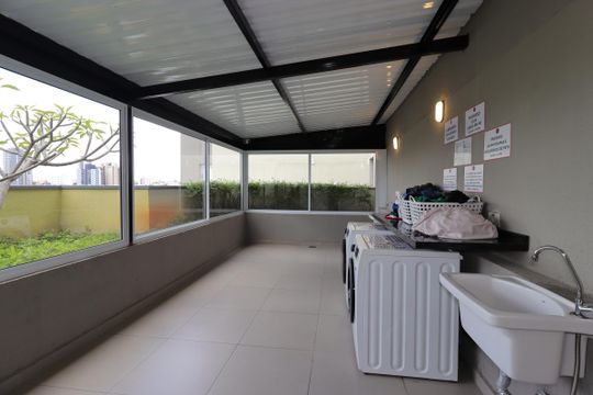 Área Comum - Lavanderia de apartamento para alugar com 2 quartos, 53m² em Vila Sao Pedro, Santo André