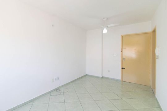 Sala/Quarto de apartamento à venda com 1 quarto, 25m² em Menino Deus, Porto Alegre