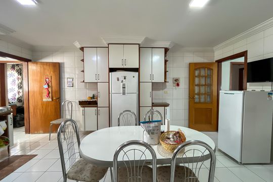 Cozinha de apartamento à venda com 3 quartos, 130m² em Vila Primavera, São Paulo