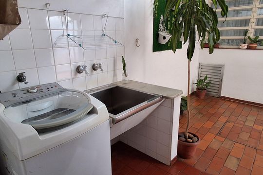 Área de Serviço  de casa à venda com 3 quartos, 200m² em Barcelona, São Caetano do Sul