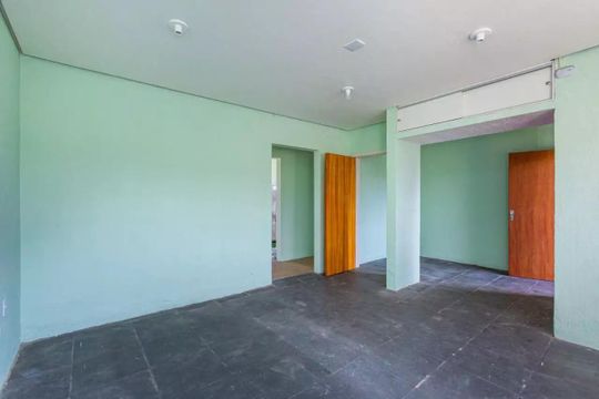 Sala  de casa à venda com 2 quartos, 80m² em Passo das Pedras, Porto Alegre