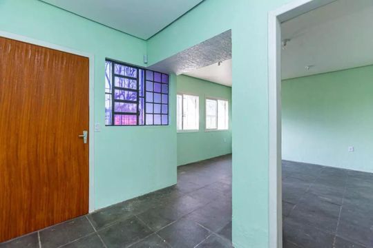 Sala  de casa à venda com 2 quartos, 80m² em Passo das Pedras, Porto Alegre