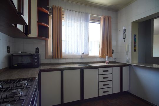 Cozinha de apartamento para alugar com 3 quartos, 208m² em Rondônia, Novo Hamburgo